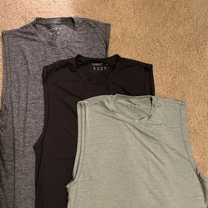 Brand new/never worn 3 pack of A&F shirts